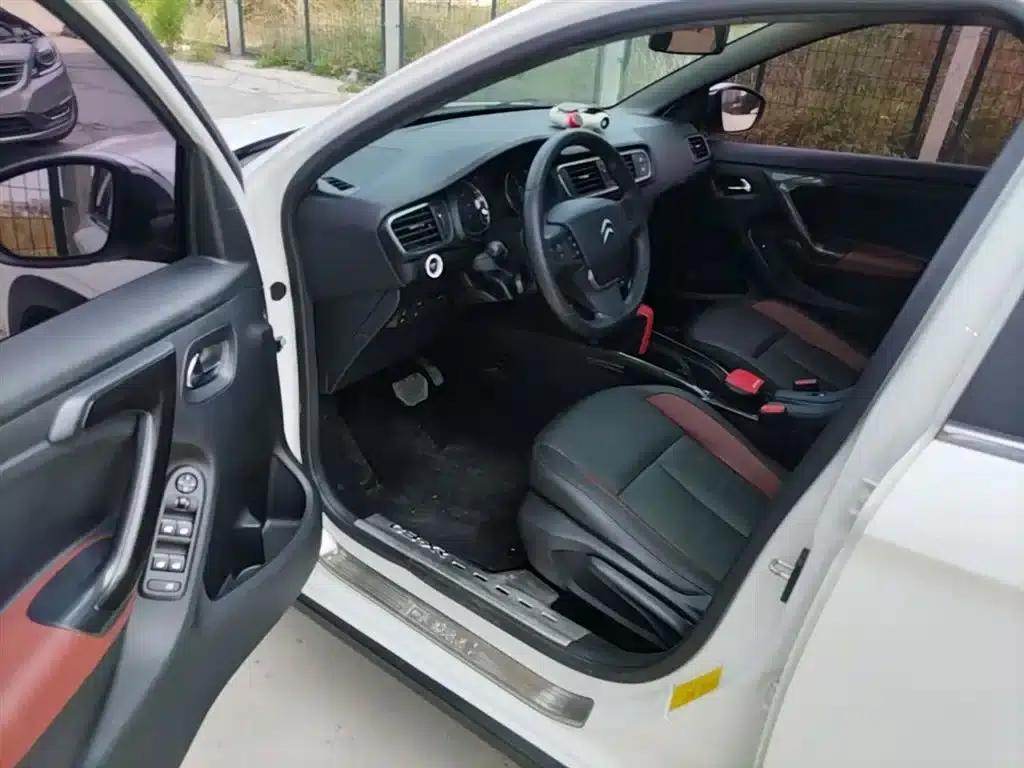 Citroën C3-XR 2015 1.6THP Automatic Flagship Model — миниатюра 16