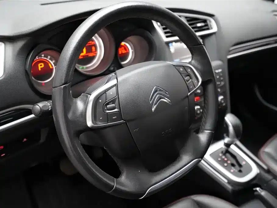 Citroën C4L 2015 1.8L Automatic Luxury Edition — миниатюра 8