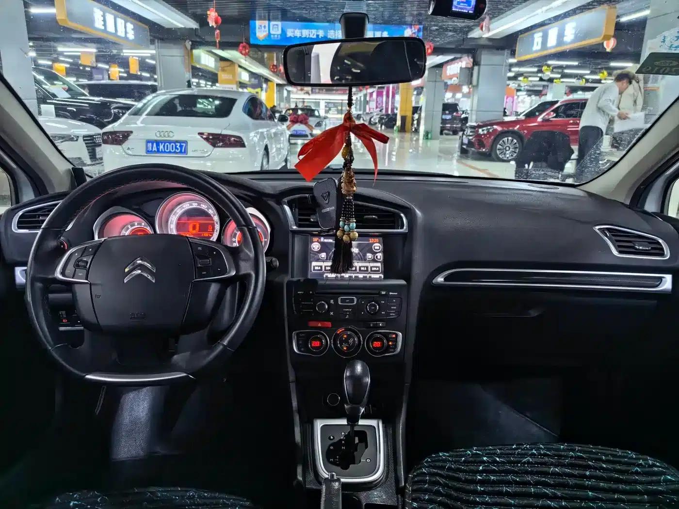 Citroën C4L 2014 1.8L Smart Drive Automatic Smart Edition — миниатюра 4