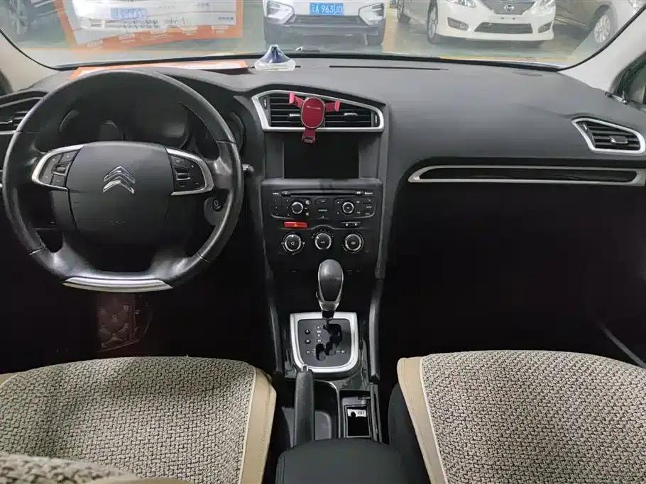 Citroën C4L 2015 1.8L Automatic Luxury Edition — миниатюра 12