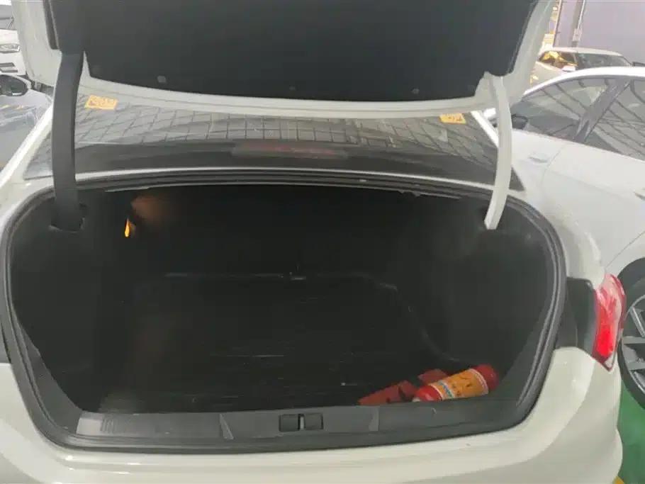 Citroën C4L 2015 1.8L Automatic Luxury Edition — миниатюра 4