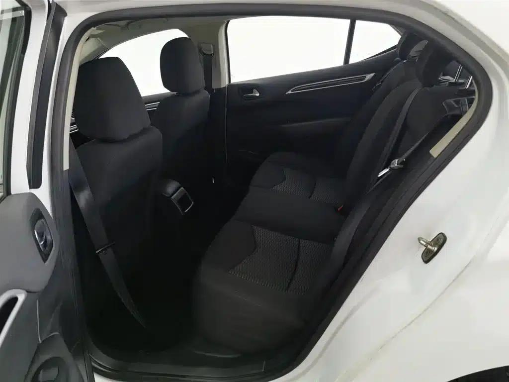 Citroën C4L 2014 1.8L Intelligent Drive Manual Enjoyment Edition — миниатюра 15