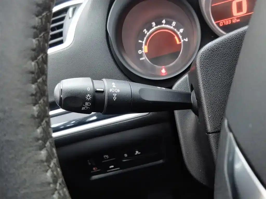 Citroën C4L 2014 1.8L Intelligent Drive Manual Enjoyment Edition — миниатюра 21