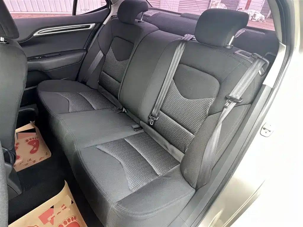 Citroën C4L 2015 1.8L Automatic Luxury Edition — миниатюра 8
