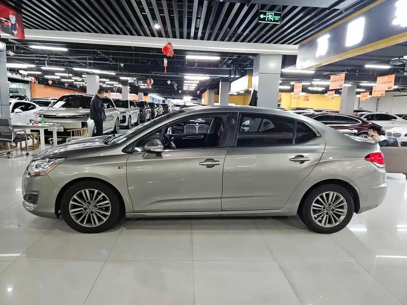 Citroën C4L 2013 1.8L Automatic Enjoy Edition — миниатюра 3