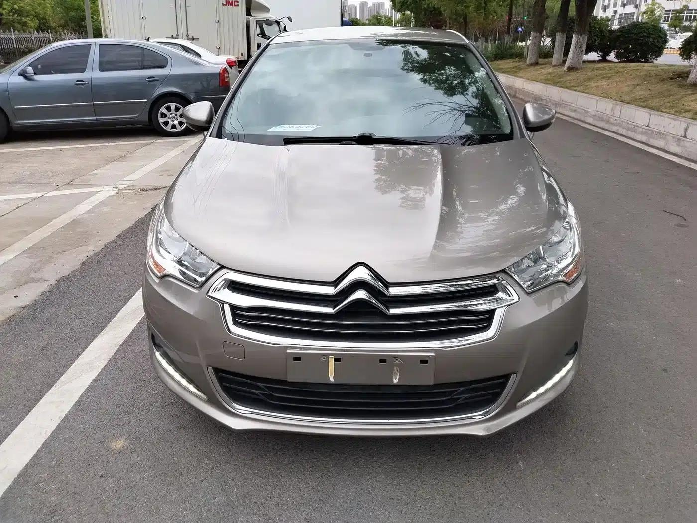 Citroën C4L 2014 1.8L Smart Drive Automatic Enjoyment Edition — миниатюра 2