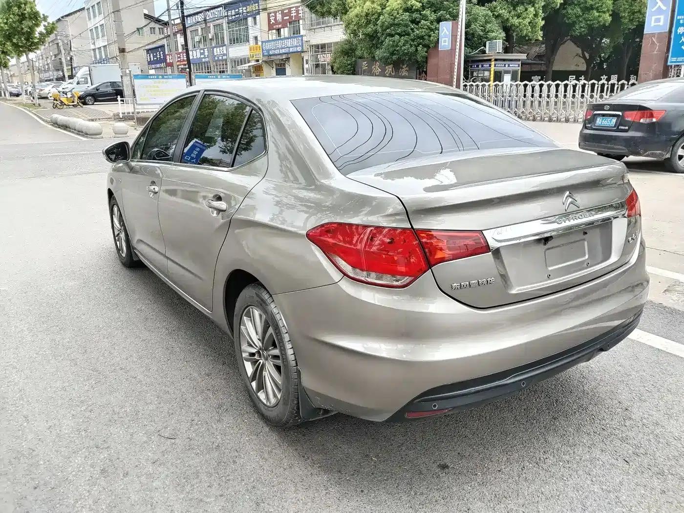 Citroën C4L 2014 1.8L Smart Drive Automatic Enjoyment Edition — миниатюра 4