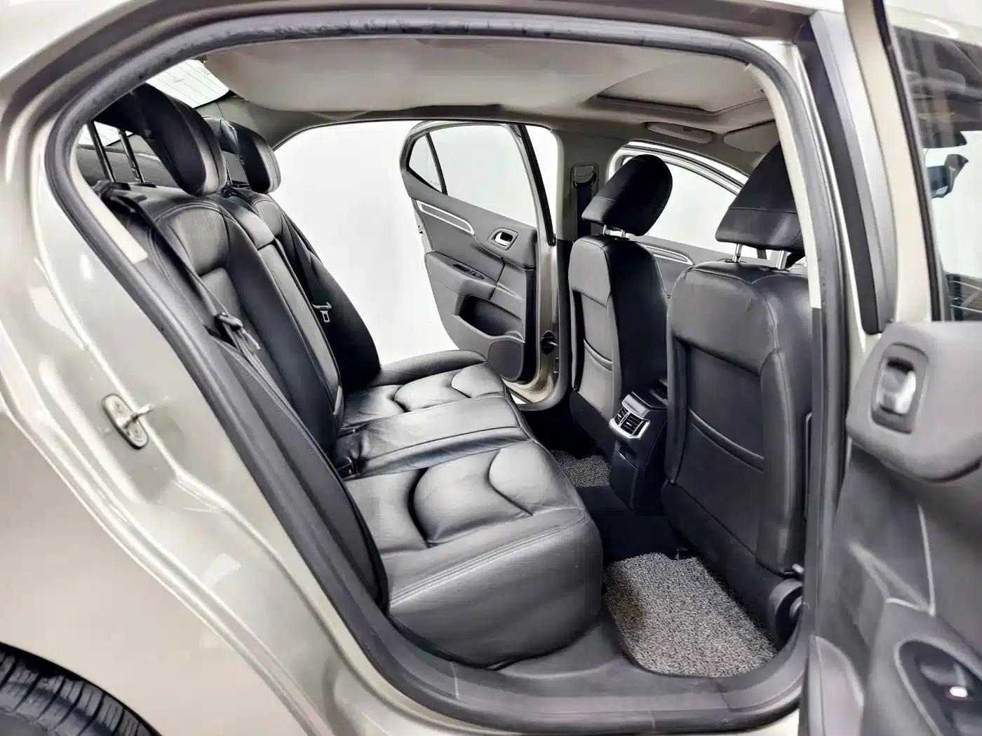 Citroën C4L 2014 1.8L Smart Drive Automatic Smart Edition — миниатюра 16