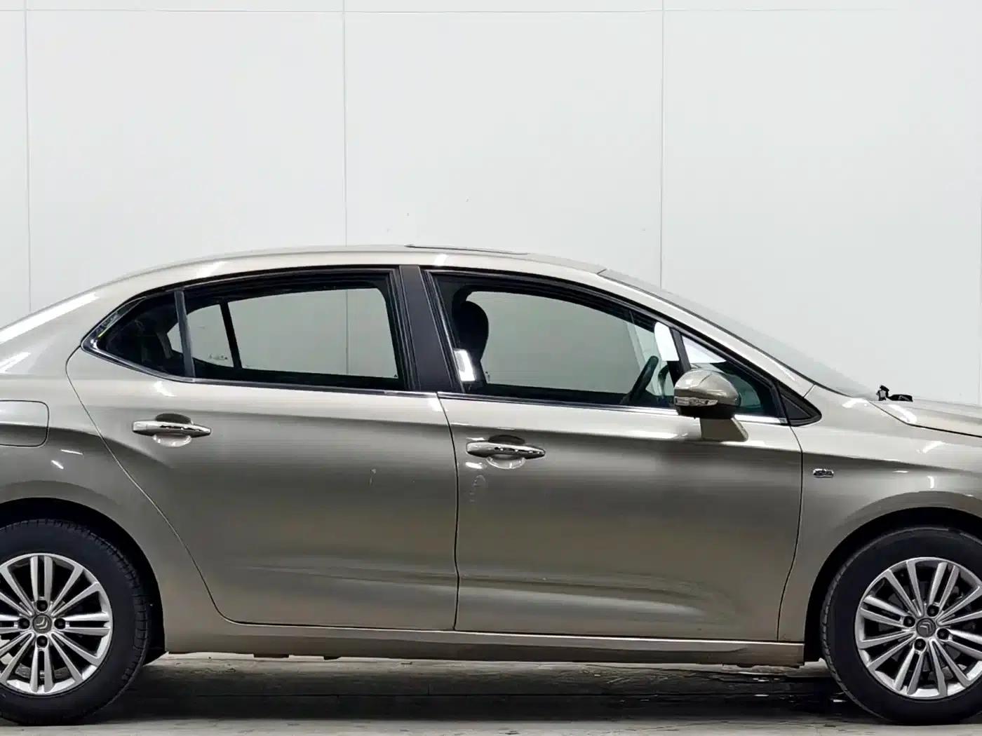 Citroën C4L 2014 1.8L Smart Drive Automatic Smart Edition — миниатюра 8