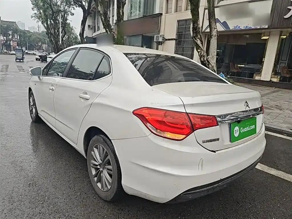 Citroën C4L 2014 1.8L Smart Drive Automatic Enjoyment Edition — миниатюра 5
