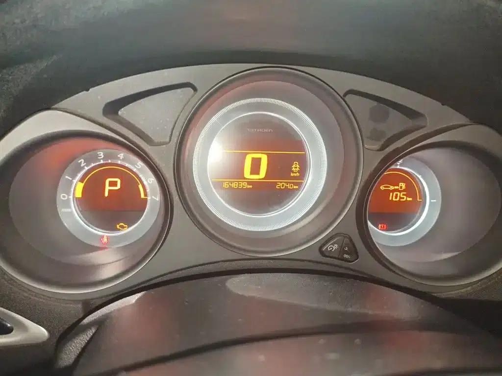 Citroën C4L 2014 1.8L Smart Drive Automatic Enjoyment Edition — миниатюра 9