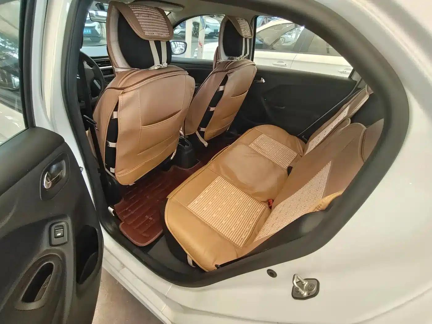 2016 Citroën Elysee 1.6L Manual Fashion Edition — миниатюра 5
