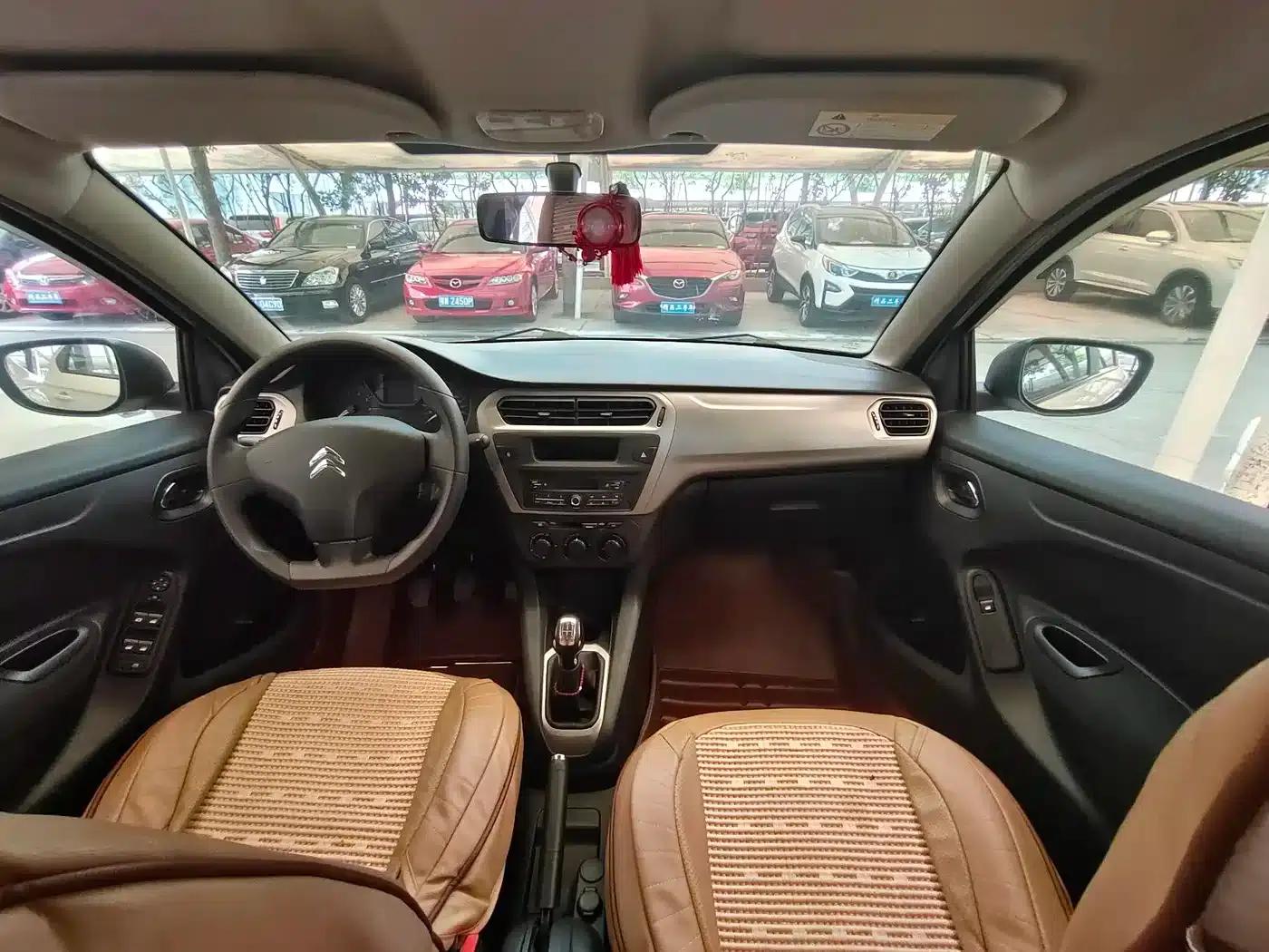 2016 Citroën Elysee 1.6L Manual Fashion Edition — миниатюра 6