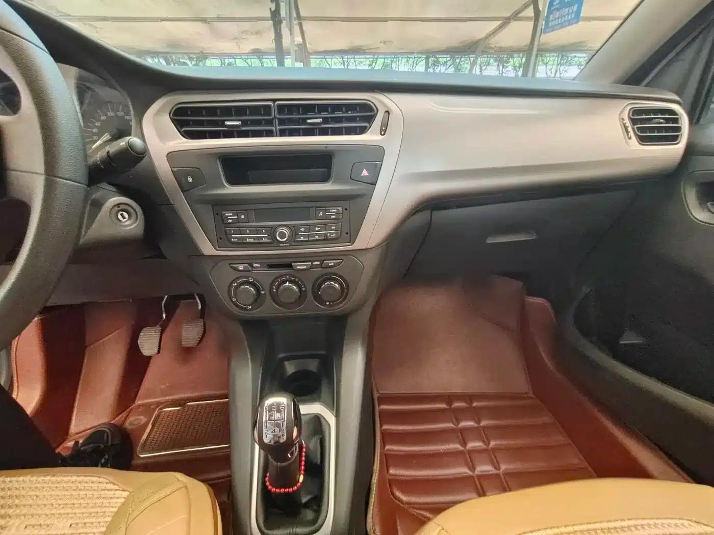 2016 Citroën Elysee 1.6L Manual Fashion Edition — миниатюра 10