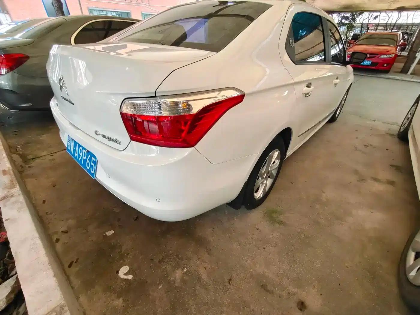 2016 Citroën Elysee 1.6L Manual Comfort — миниатюра 9