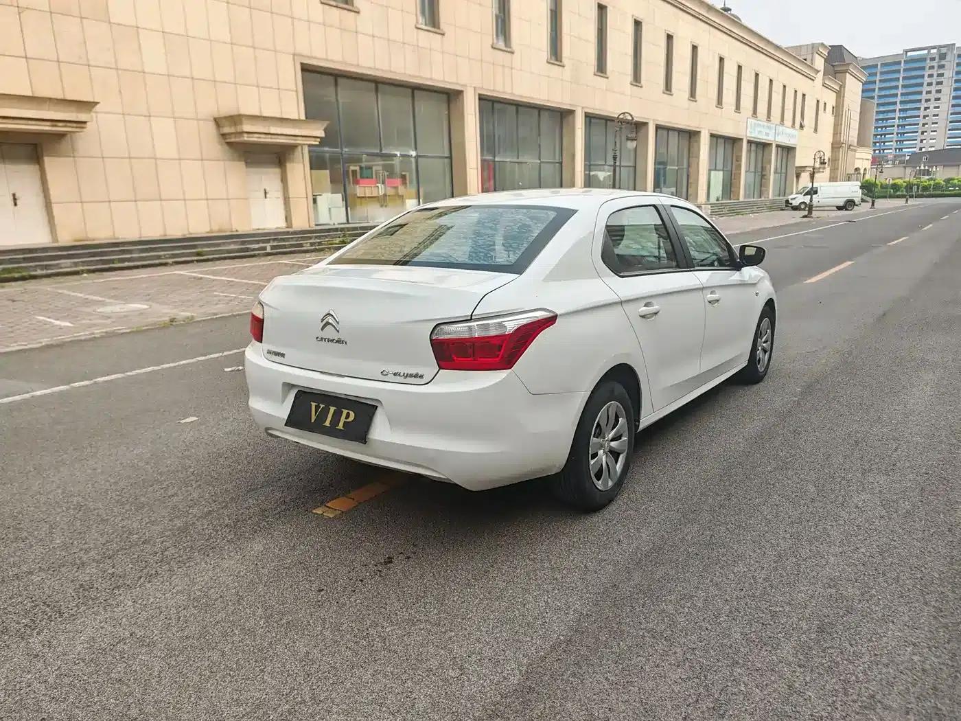 2014 Citroën Elysee 1.6L Automatic Fashion Edition — миниатюра 15