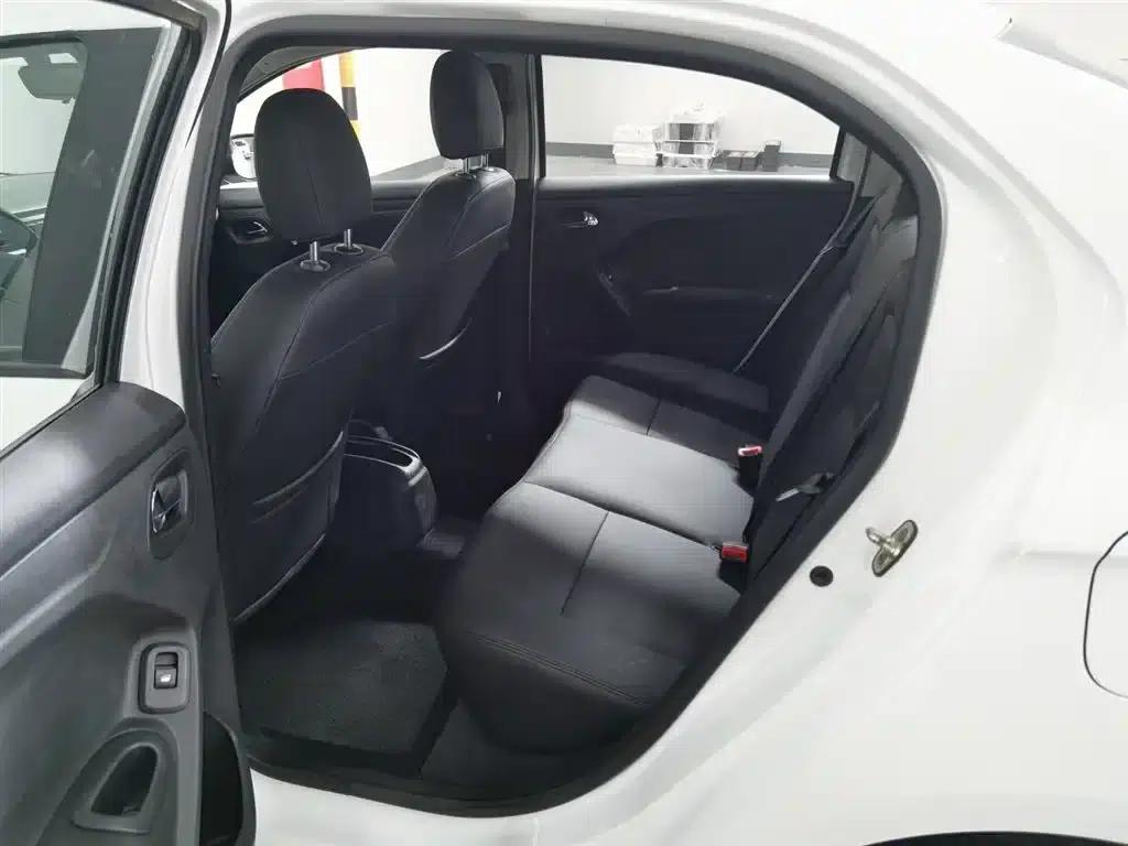 2016 Citroën Elysee 1.6L Manual Fashion Edition — миниатюра 15