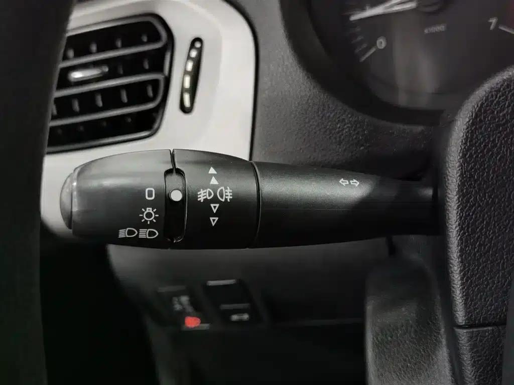 2016 Citroën Elysee 1.6L Manual Fashion Edition — миниатюра 21