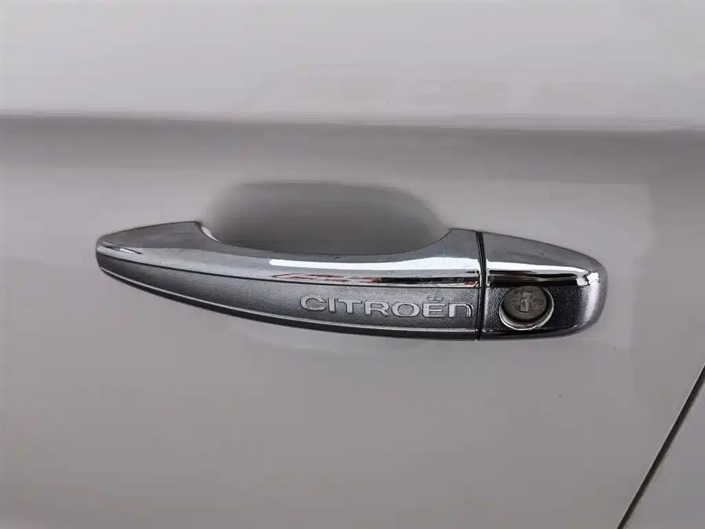 2016 Citroën Elysee 1.6L Automatic Fashion Edition — миниатюра 18