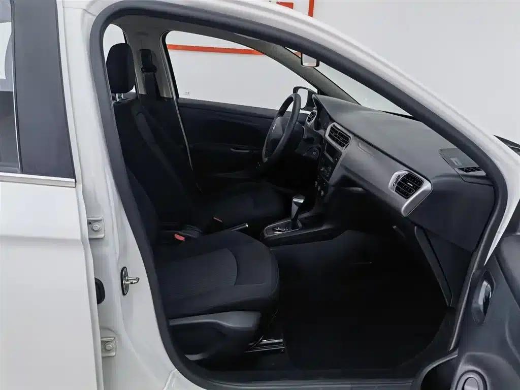 2016 Citroën Elysee 1.6L Automatic Fashion Edition — миниатюра 23