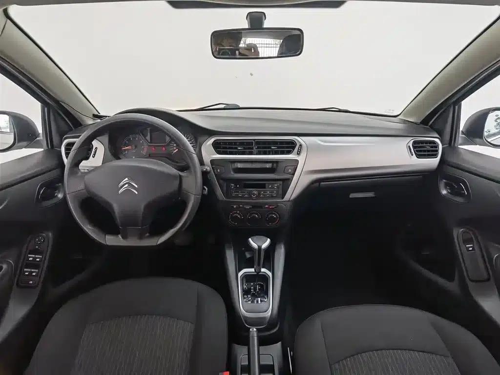 2016 Citroën Elysee 1.6L Automatic Fashion Edition — миниатюра 5