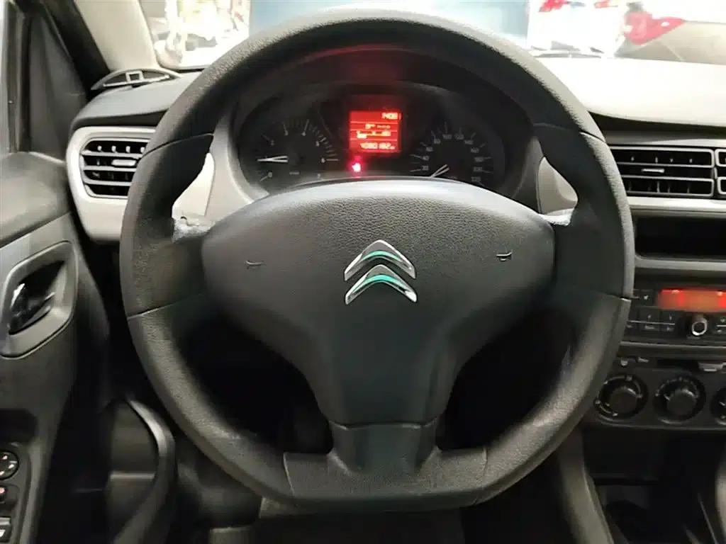 2014 Citroën Elysee 1.6L Manual Fashion Edition — миниатюра 11