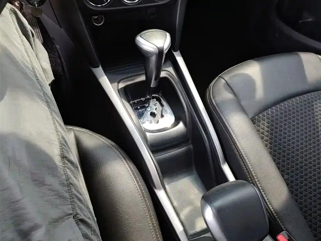 2017 Citroën Elysee 1.6L Automatic Comfort — миниатюра 14