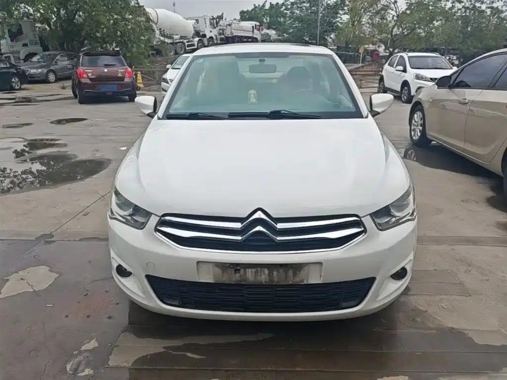 2014 Citroën Elysee 1.6L Manual Fashion Edition — миниатюра 3
