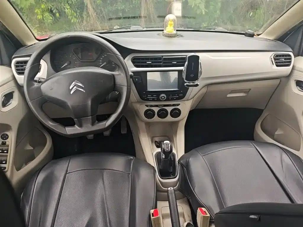 2014 Citroën Elysee 1.6L Manual Fashion Edition — миниатюра 10