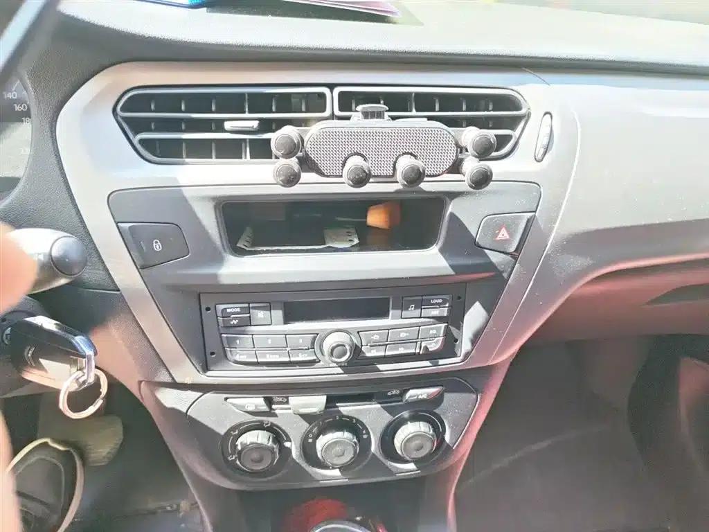 2015 Citroën Elysee Premium Edition 1.6L Automatic Fashion Model — миниатюра 6