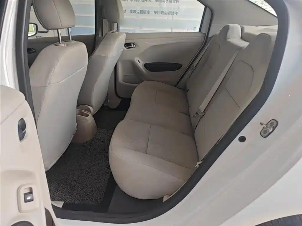 2014 Citroën Elysee 1.6L Automatic Fashion Edition — миниатюра 17
