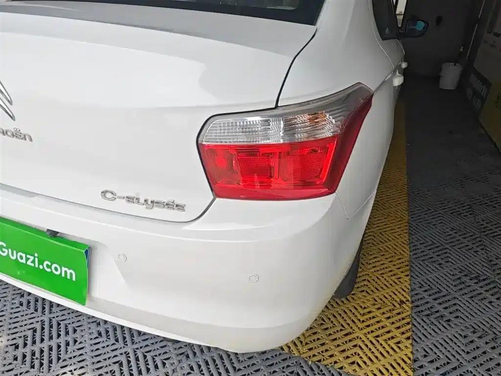 2014 Citroën Elysee 1.6L Automatic Fashion Edition — миниатюра 8
