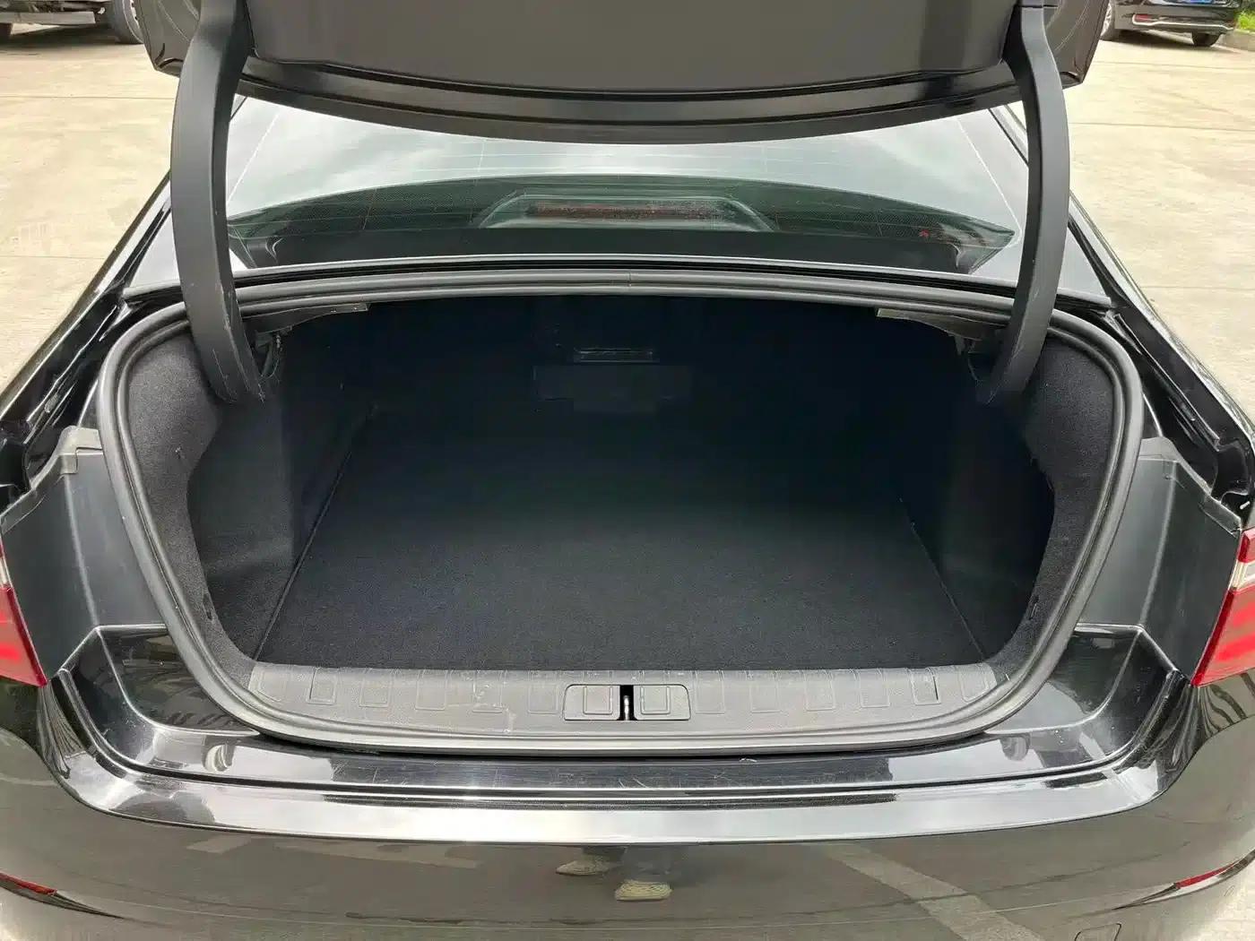 Citroën C6 2017 Facelift 380THP Luxury Edition — миниатюра 17