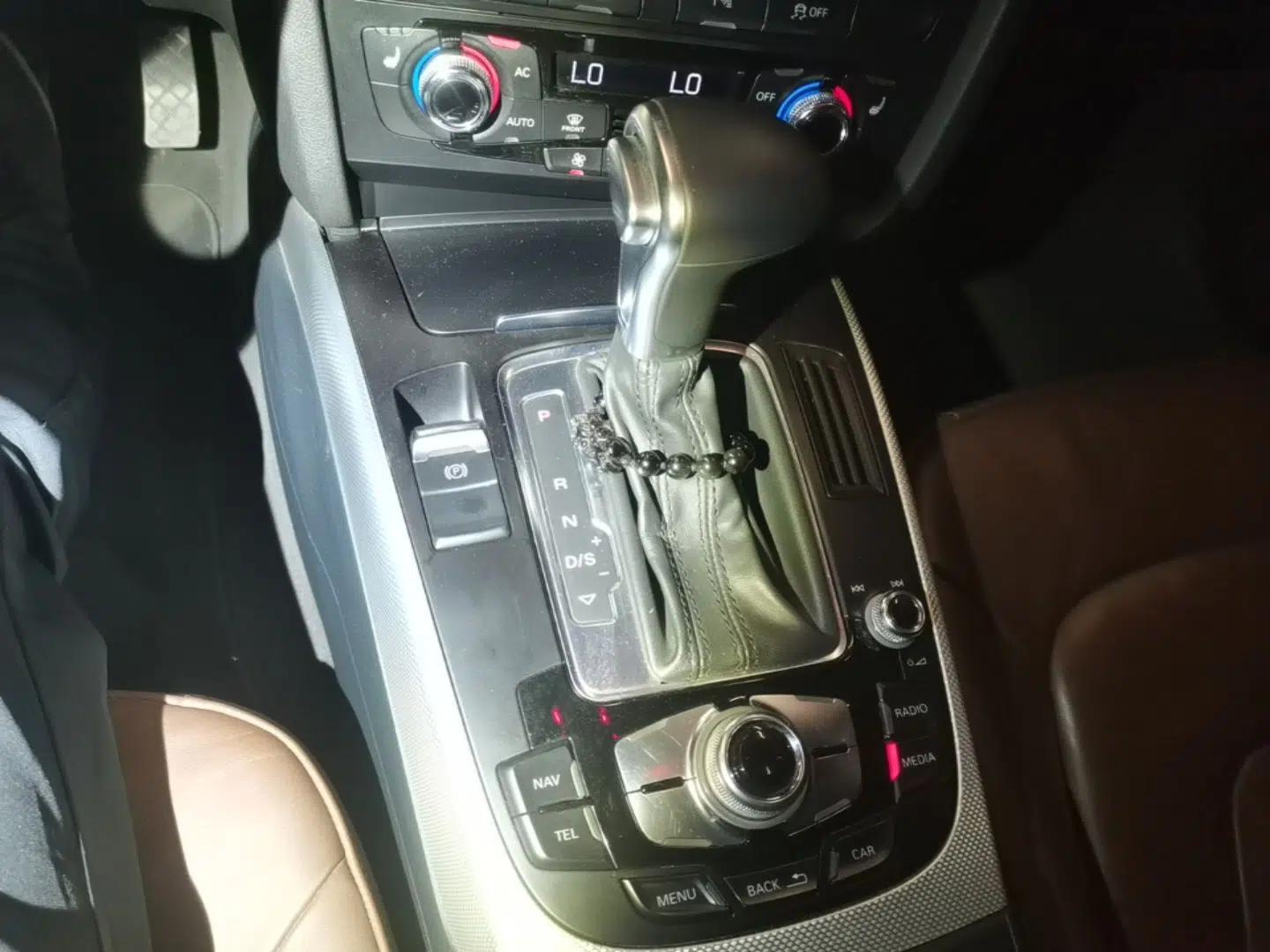Audi A4 2014 40 TFSI allroad quattro plus version — миниатюра 17