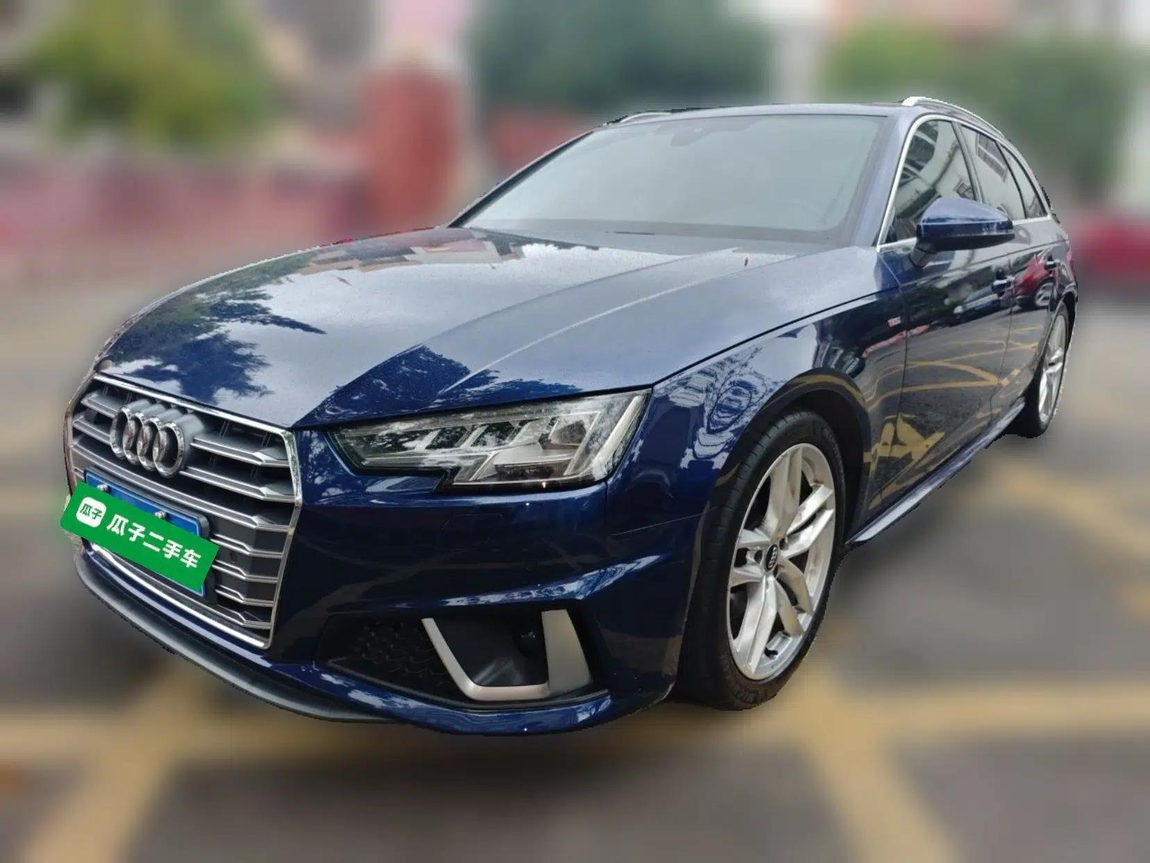 Audi A4 2020 Avant Futurist 40 TFSI Luxury Dynamic Model — миниатюра 1