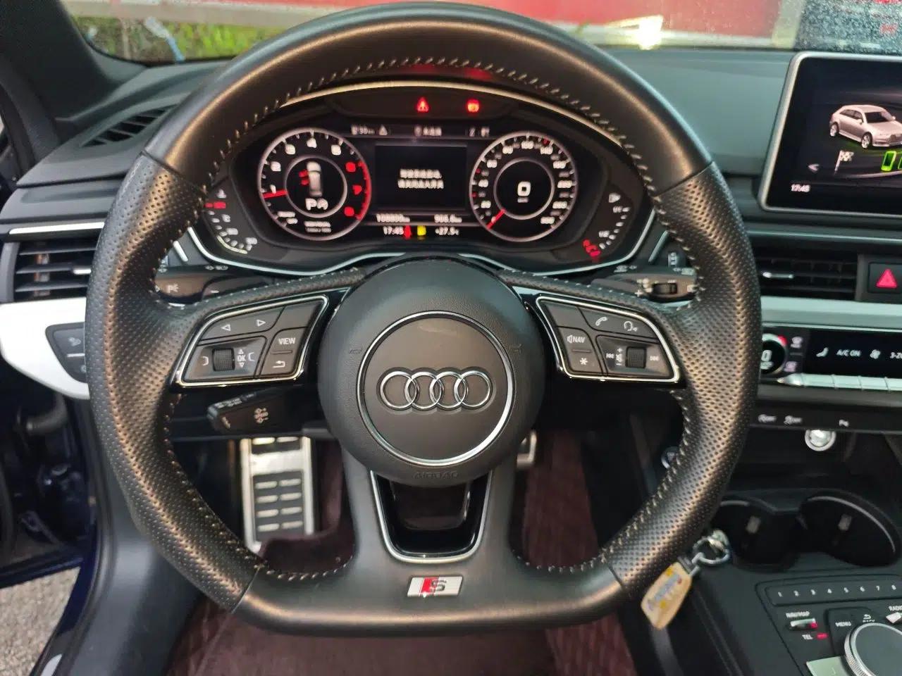 Audi A4 2020 Avant Futurist 40 TFSI Luxury Dynamic Model — миниатюра 11