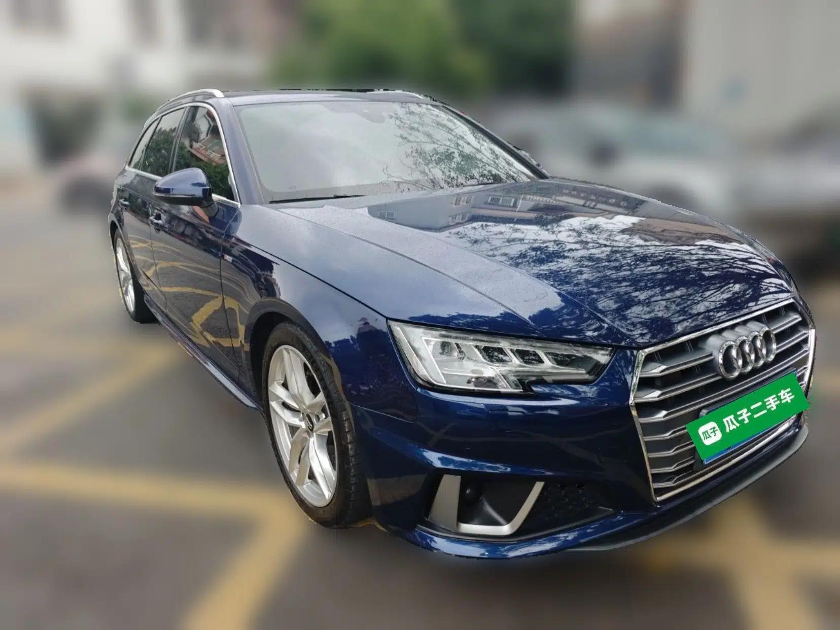 Audi A4 2020 Avant Futurist 40 TFSI Luxury Dynamic Model — миниатюра 3