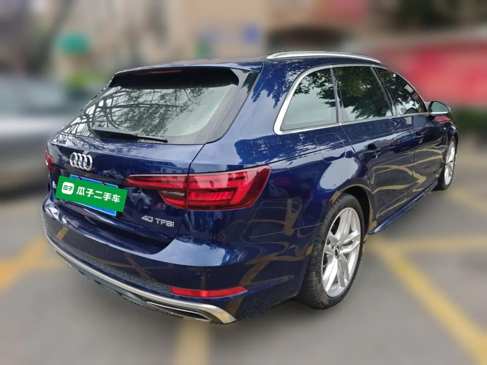 Audi A4 2020 Avant Futurist 40 TFSI Luxury Dynamic Model — миниатюра 6
