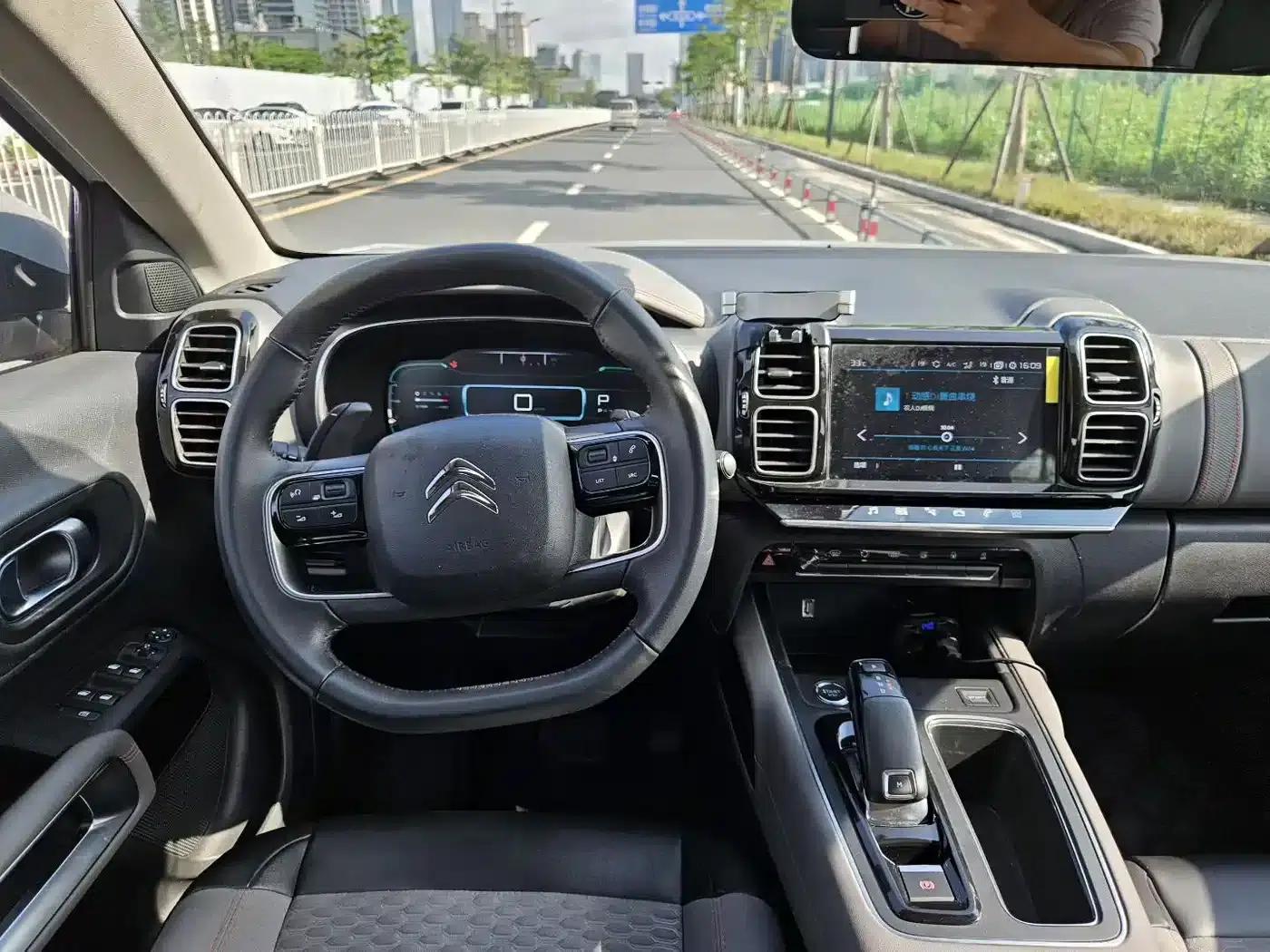 Tianyi C5 AIRCROSS 2018 350THP Enjoyment Edition — миниатюра 8