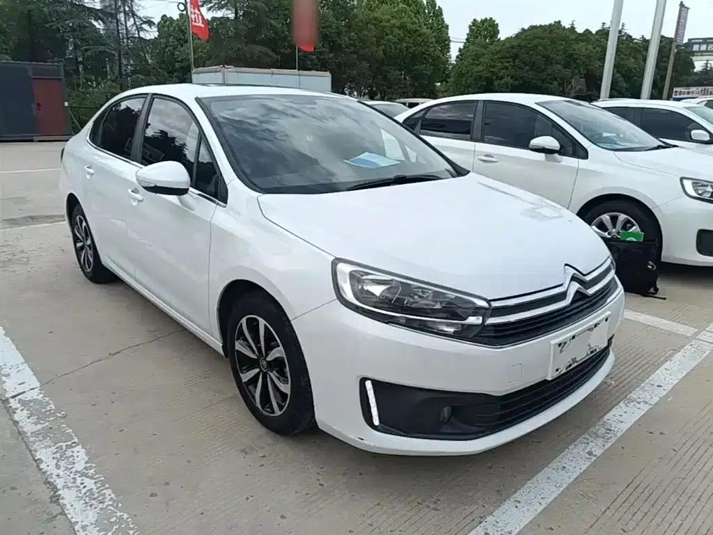 Citroën C4 2018 1.6L Manual Deluxe — миниатюра 4