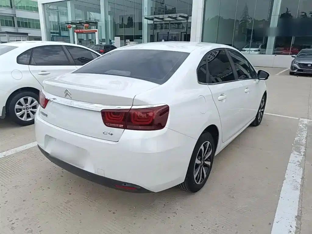 Citroën C4 2018 1.6L Manual Deluxe — миниатюра 7