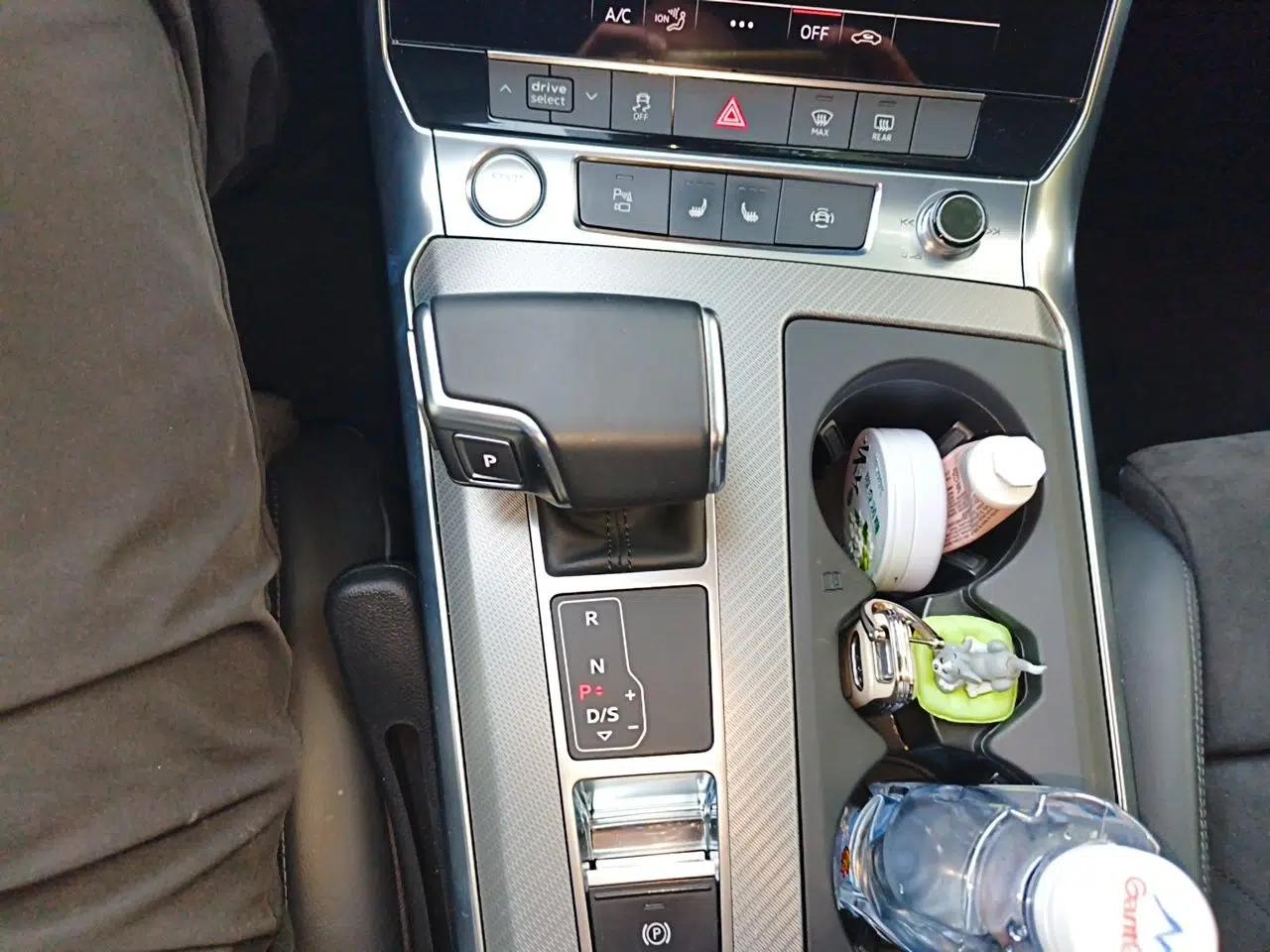 Audi A6 2020 Avant Futurist 45 TFSI Prestige Dynamic Edition — миниатюра 15
