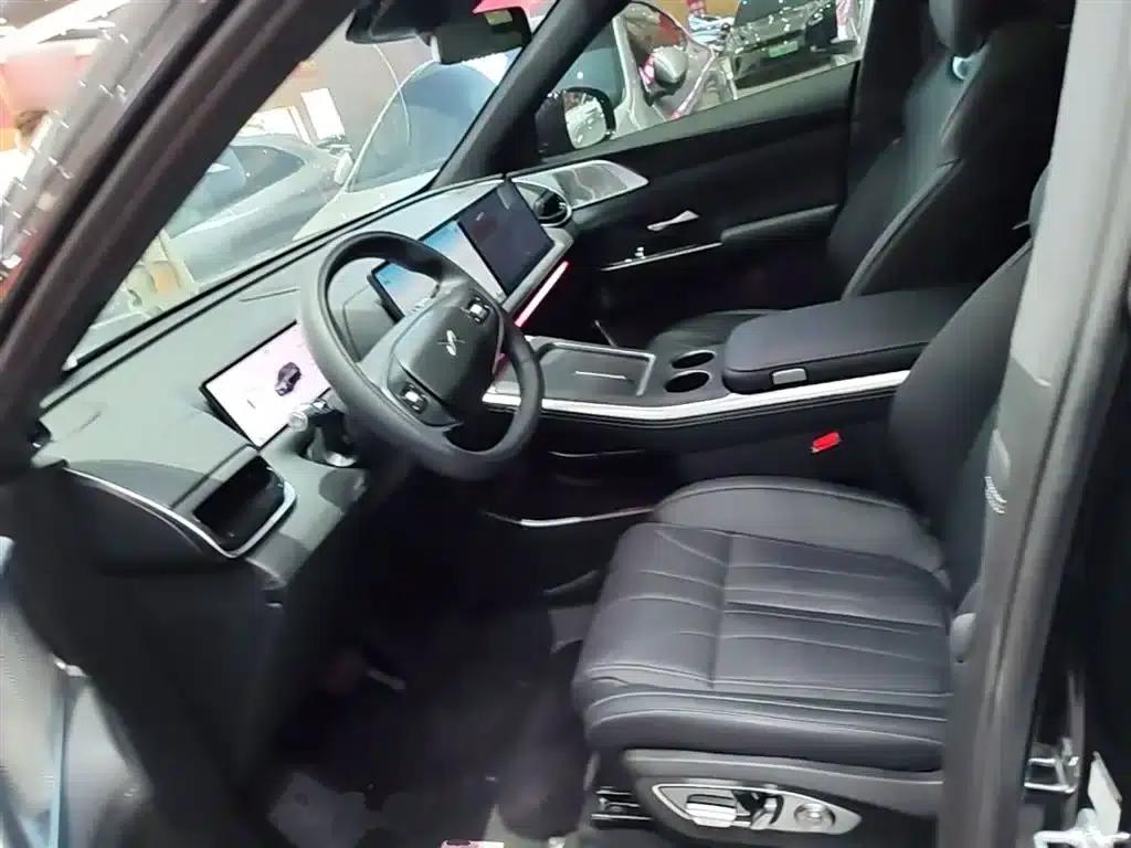 XPeng G9 2025 Model 680 Long Range AWD Max — миниатюра 15