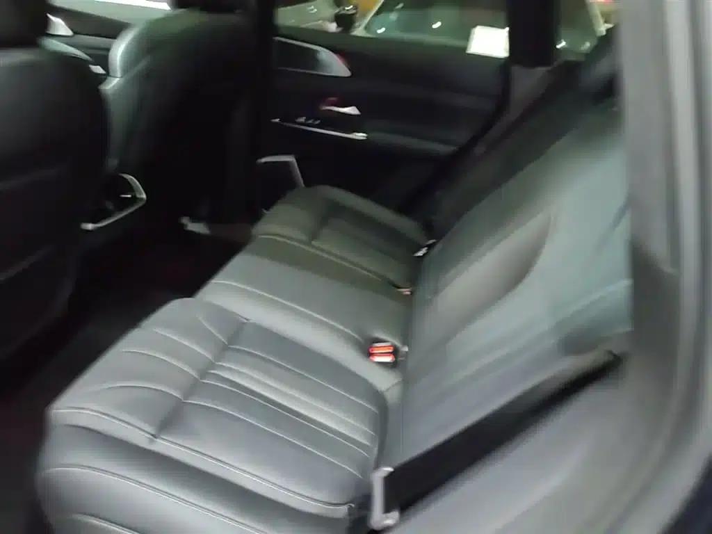 XPeng G9 2025 Model 680 Long Range AWD Max — миниатюра 17