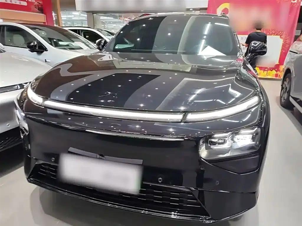 XPeng G9 2025 Model 680 Long Range AWD Max — миниатюра 3