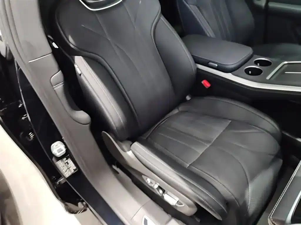 XPeng G9 2025 Model 680 Long Range AWD Max — миниатюра 25