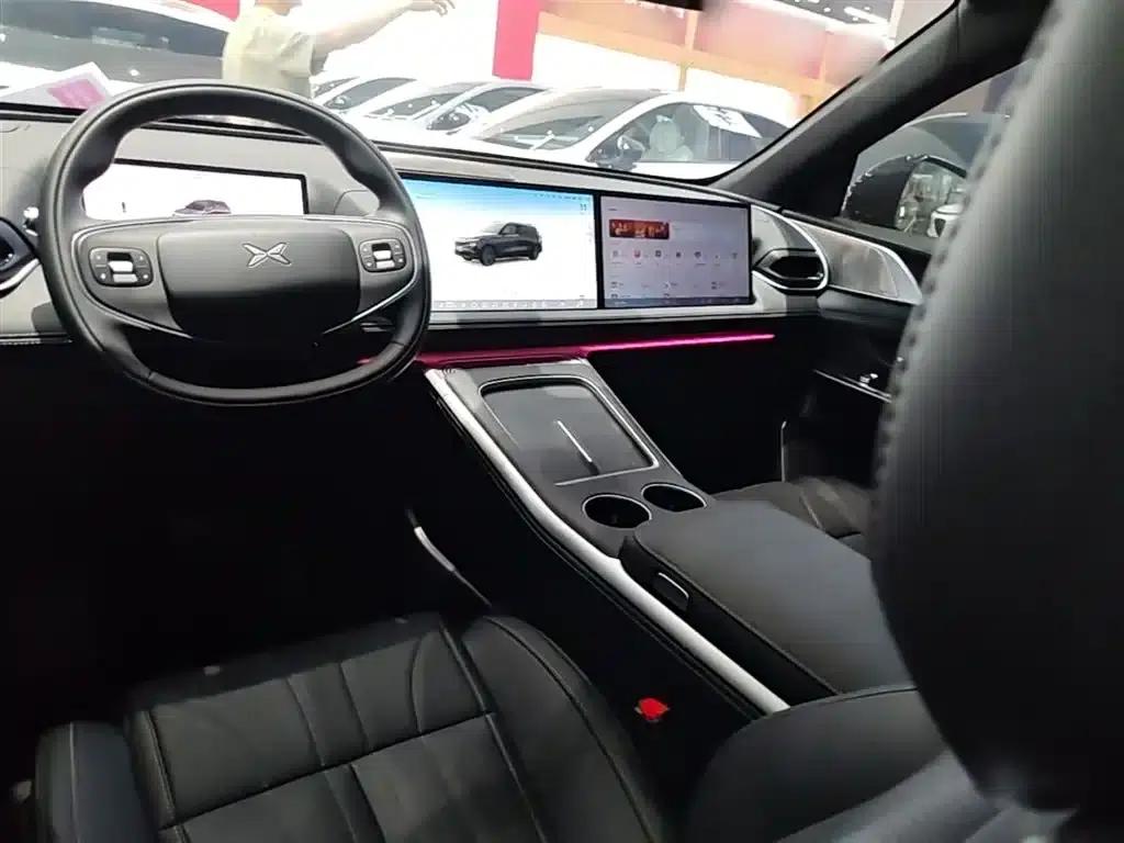 XPeng G9 2025 Model 680 Long Range AWD Max — миниатюра 10