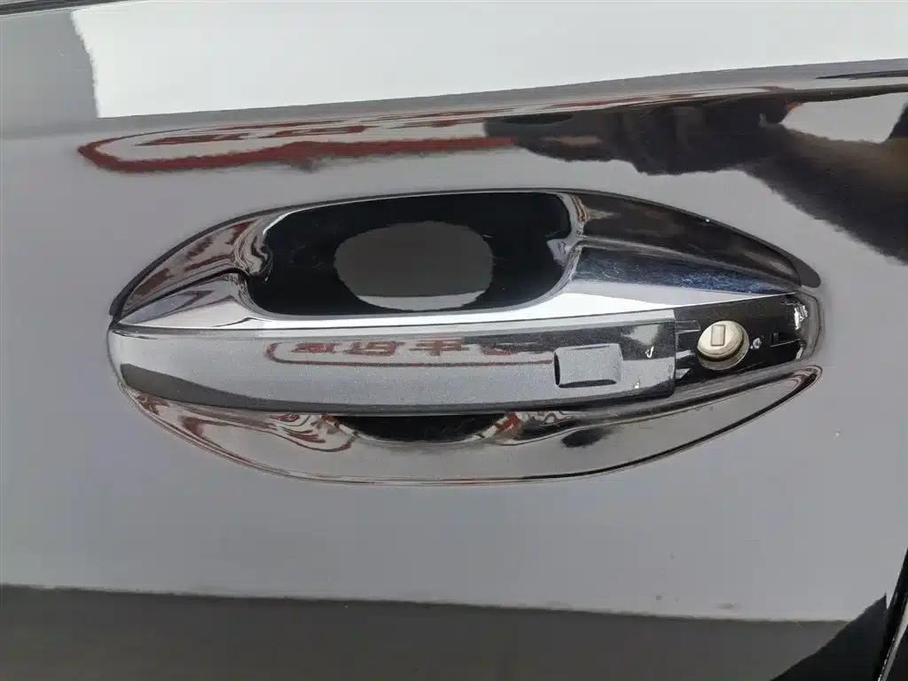 Starry Night 2021 390T AWD Starry Night Edition — миниатюра 18