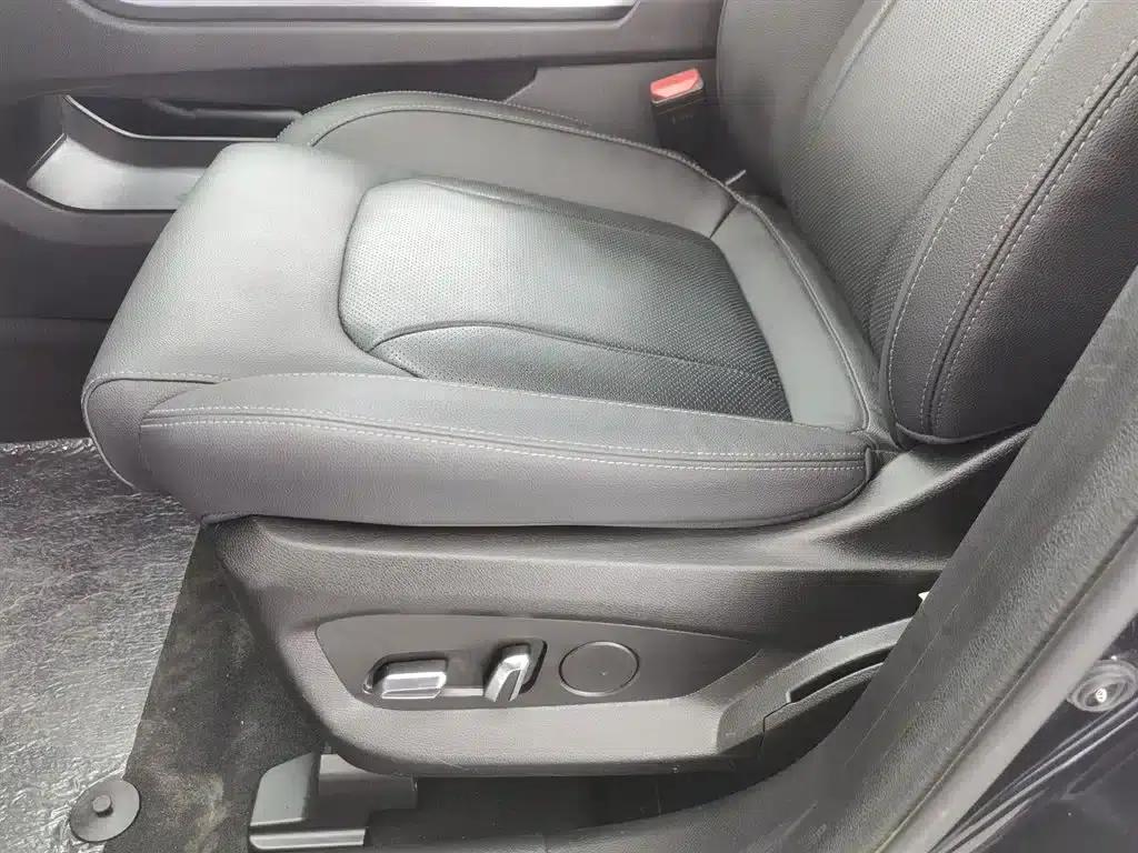 Starry Night 2021 390T AWD Starry Night Edition — миниатюра 20