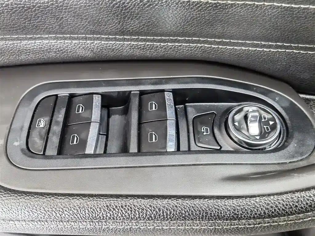 Starry Night 2021 390T AWD Starry Night Edition — миниатюра 9